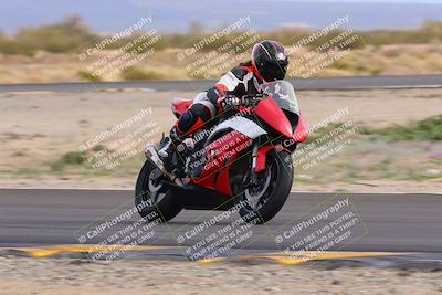 media/Dec-17-2022-SoCal Trackdays (Sat) [[224abd9271]]/Turn 15 (155pm)/